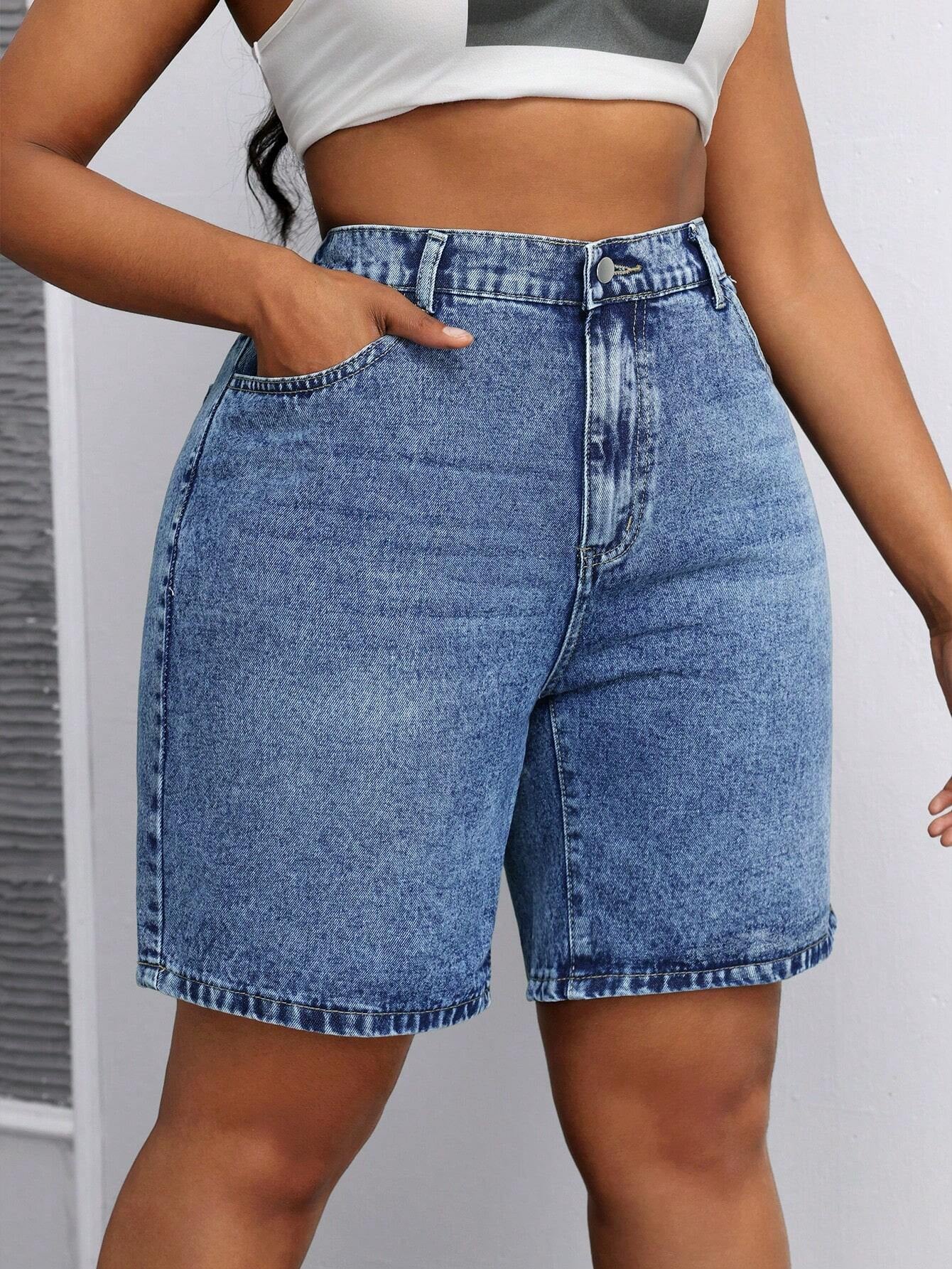 SHEIN Ezwear plus Size Water Wash Slanted Pocket Straight Leg Denim Shorts Summer Outfits for Women Festival Outfits Bermuda Shorts Casual