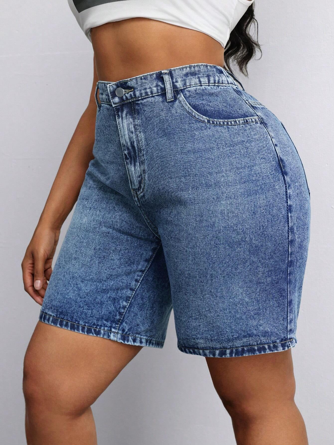 SHEIN Ezwear plus Size Water Wash Slanted Pocket Straight Leg Denim Shorts Summer Outfits for Women Festival Outfits Bermuda Shorts Casual